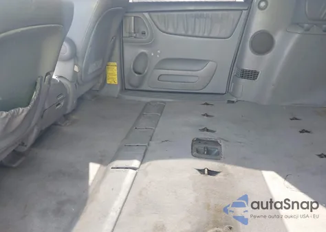 2004 Toyota Sienna Xle/Xle Limited from USA, damaged, VIN 5TDZA22C44S199659